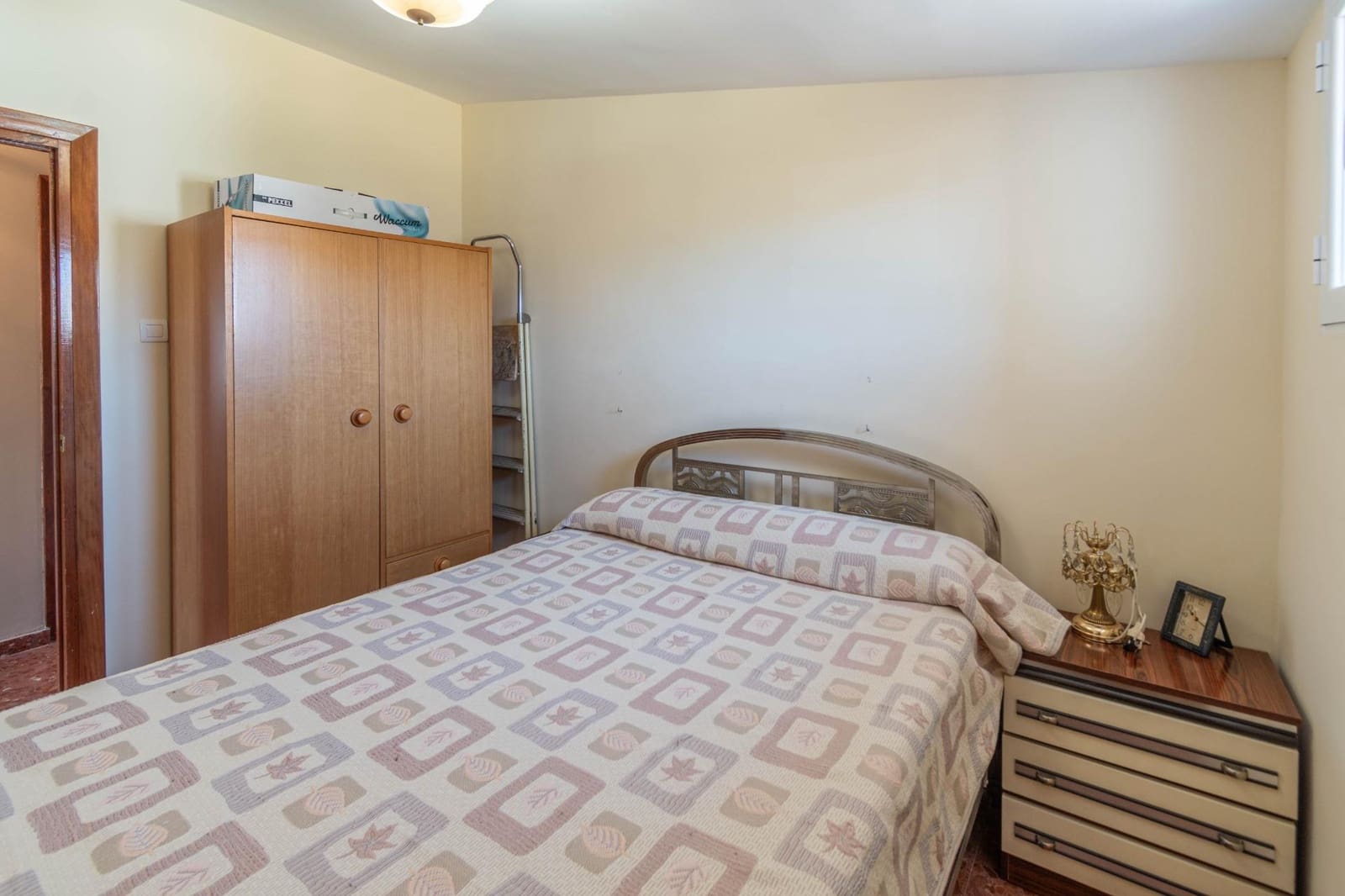 5 sypialnia Willa na sprzedaż w Otura z basenem - 310 000 € (Ref: 9434981)