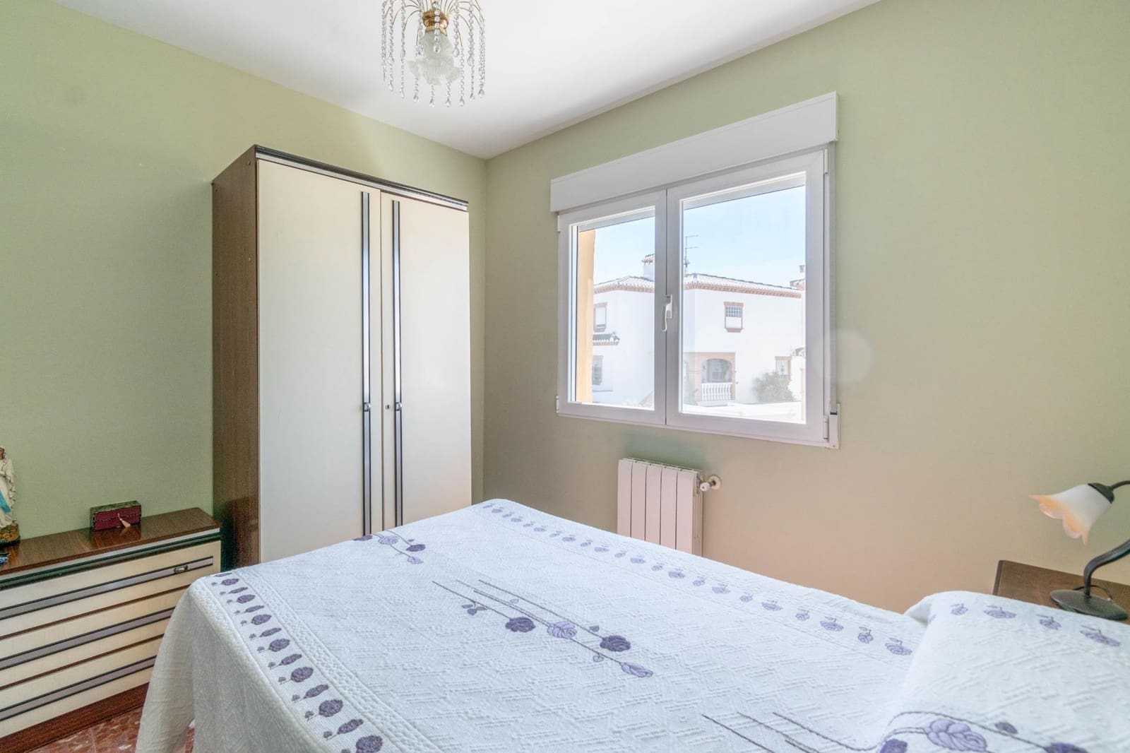 5 sypialnia Willa na sprzedaż w Otura z basenem - 310 000 € (Ref: 9434981)