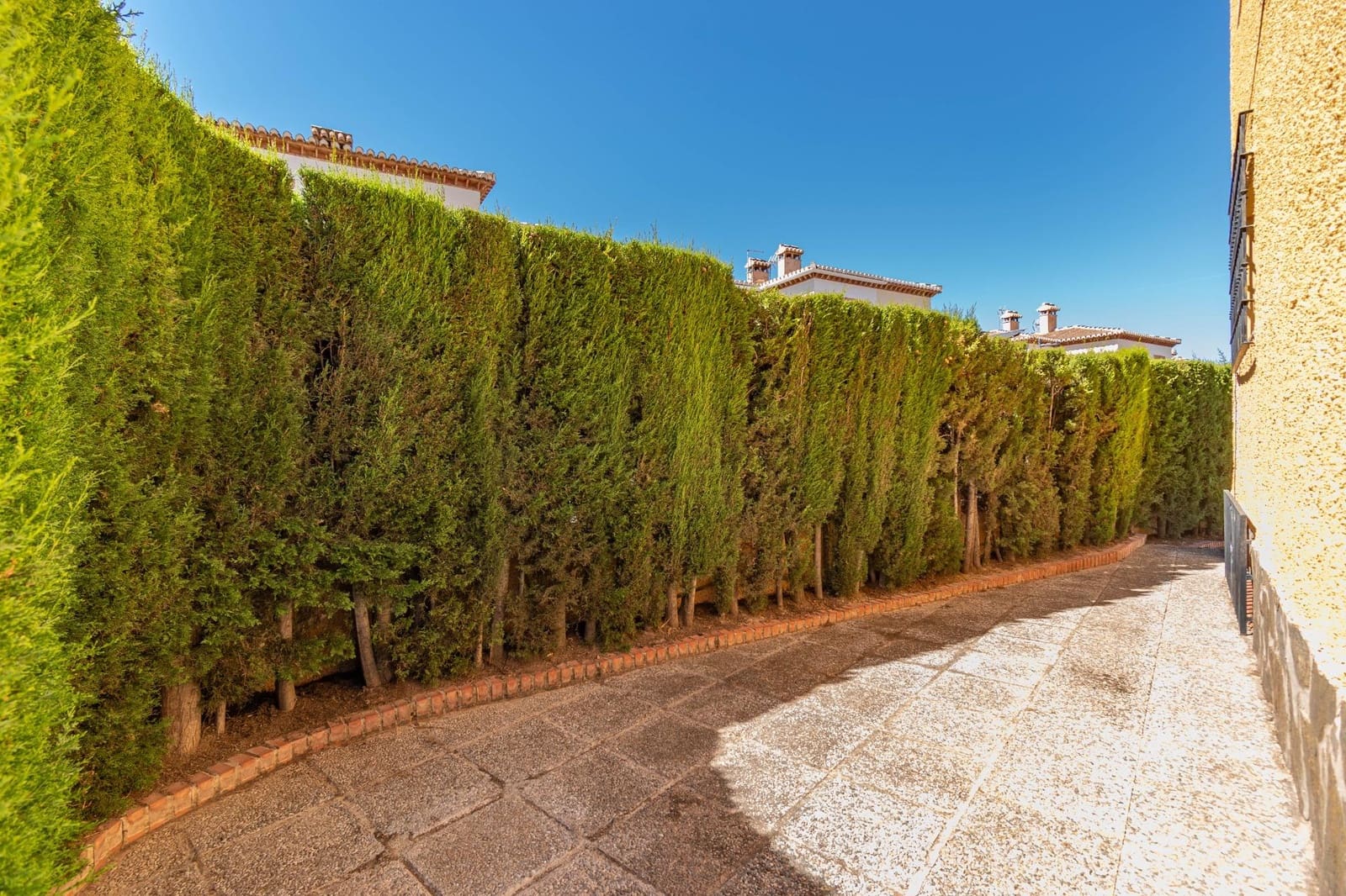 5 sypialnia Willa na sprzedaż w Otura z basenem - 310 000 € (Ref: 9434981)