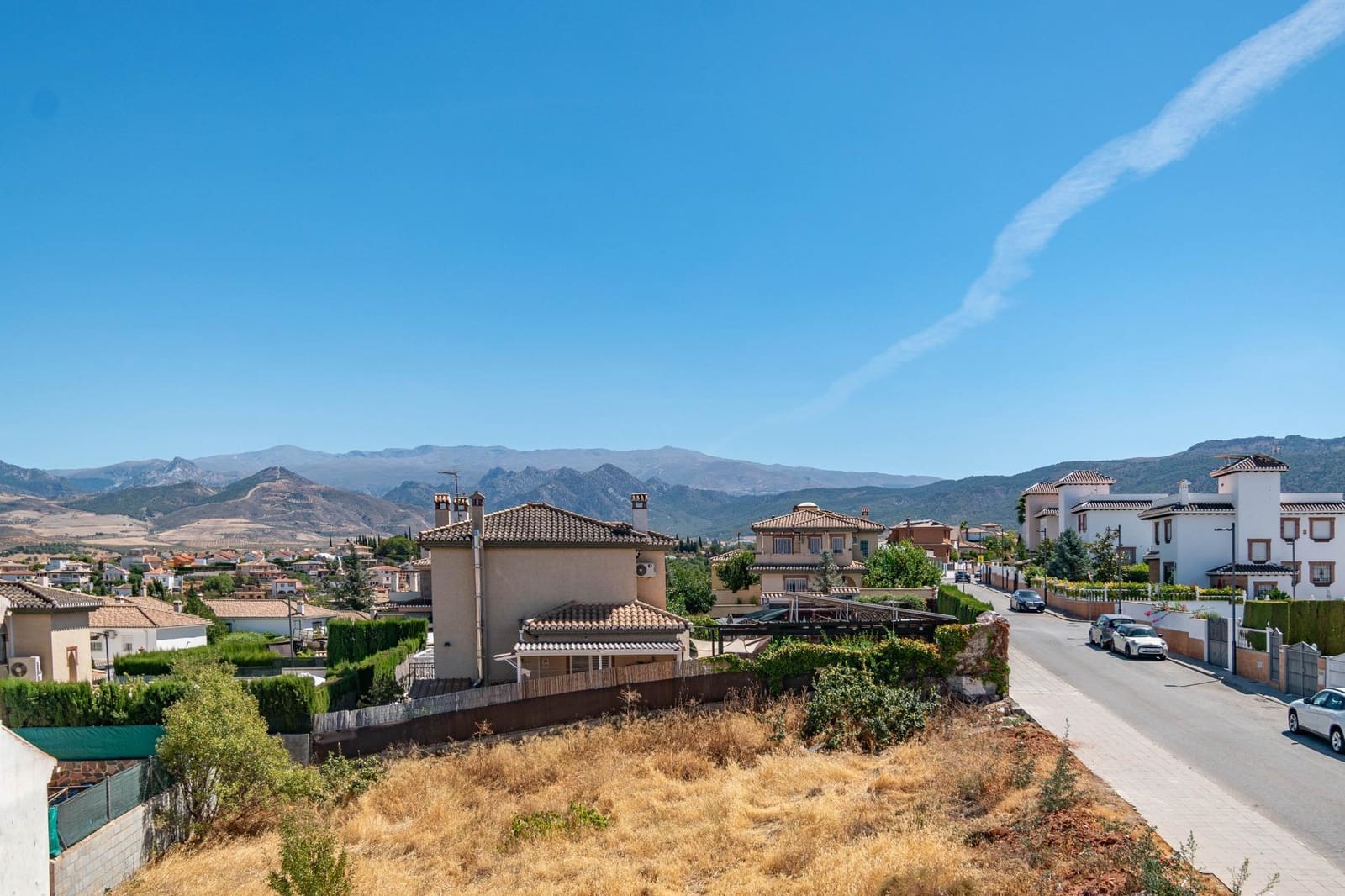 5 sypialnia Willa na sprzedaż w Otura z basenem - 310 000 € (Ref: 9434981)