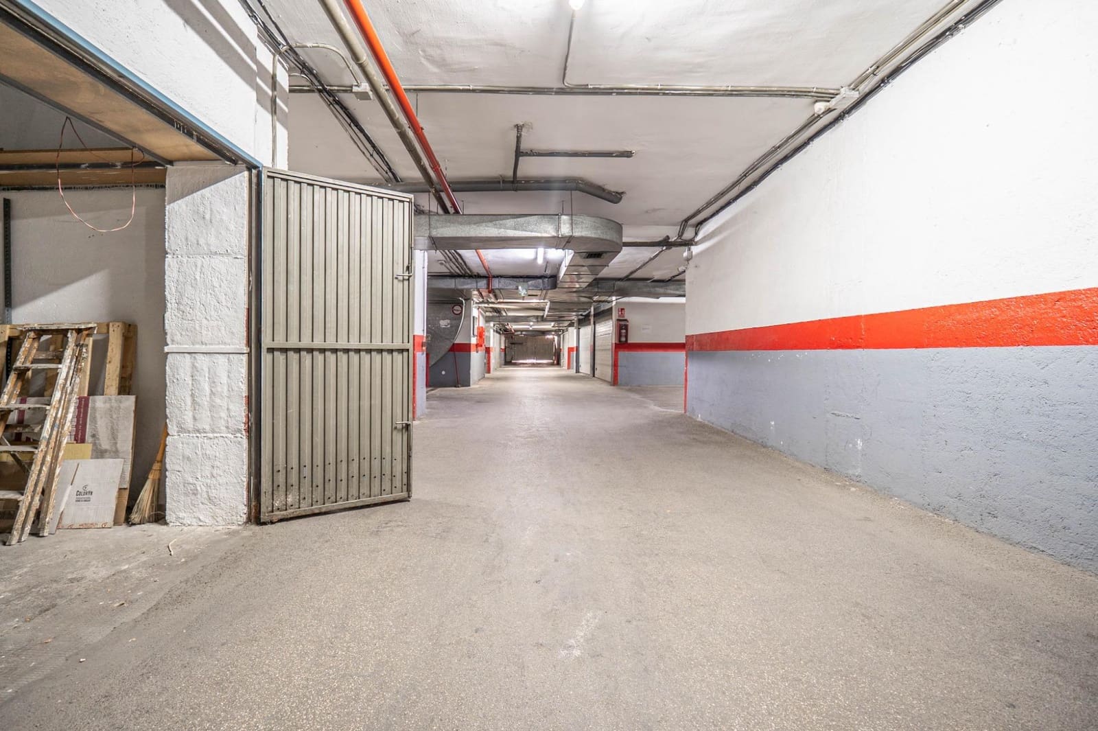 Garasje til salgs i Granada by - € 35 000 (Ref: 9434982)