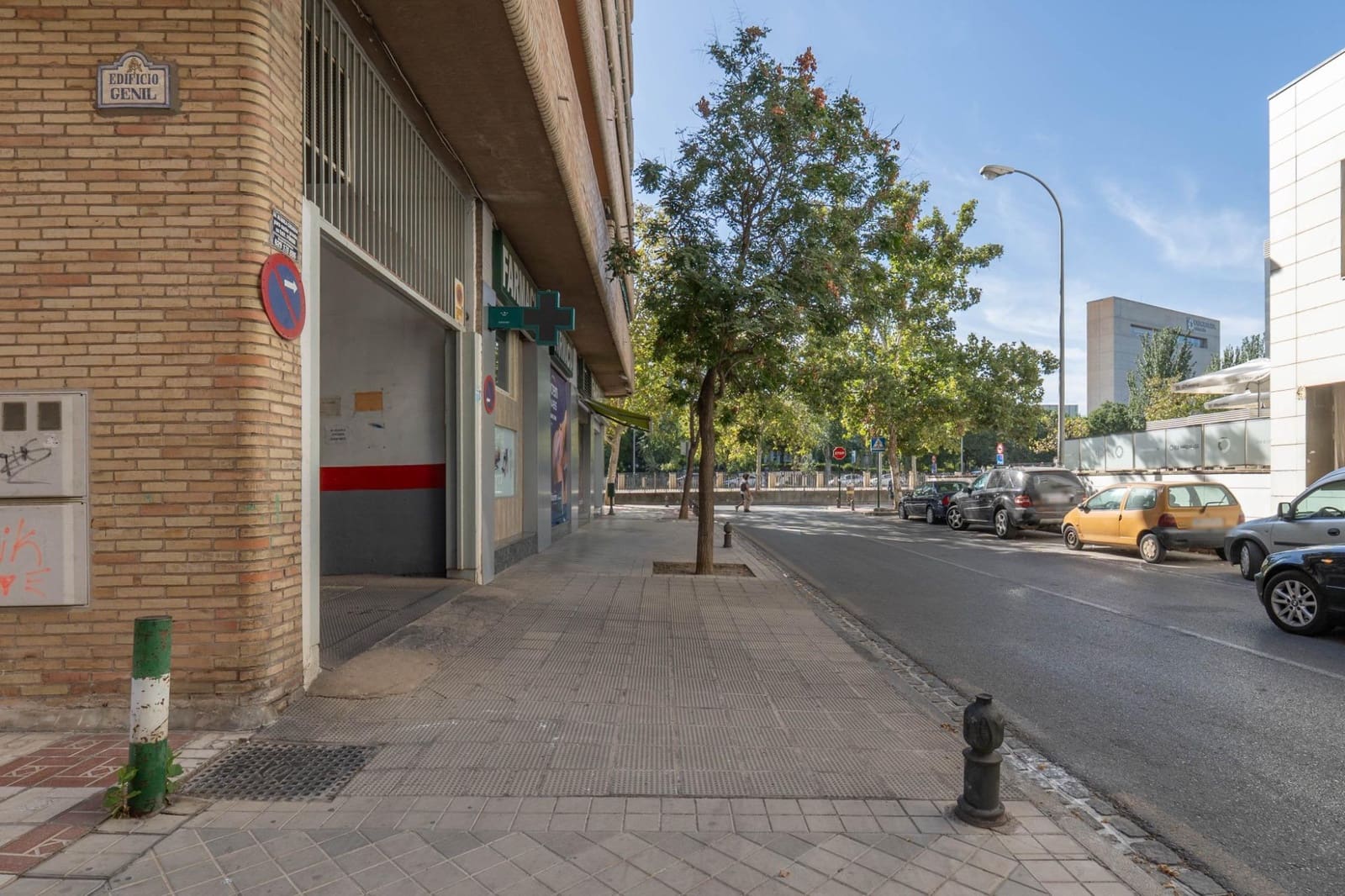 Garasje til salgs i Granada by - € 35 000 (Ref: 9434982)