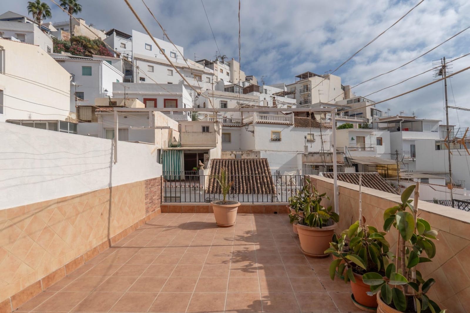 3 bedroom Apartment for sale in Salobrena - € 165,000 (Ref: 9434983)