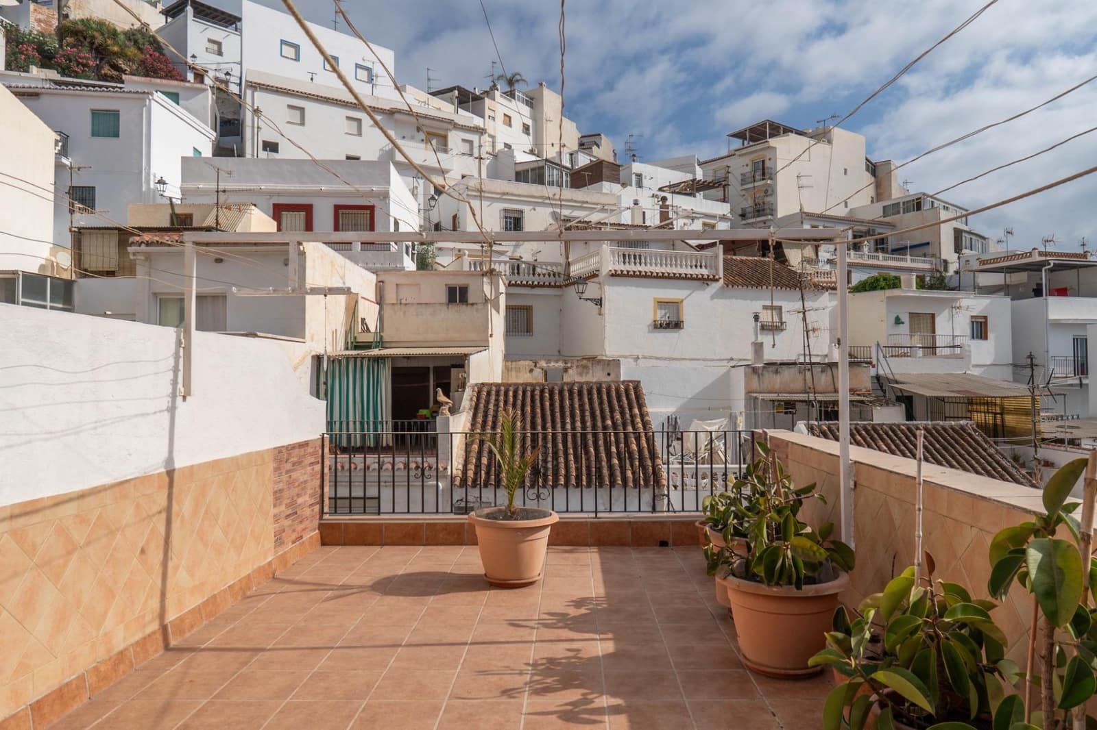 3 bedroom Apartment for sale in Salobrena - € 165,000 (Ref: 9434983)