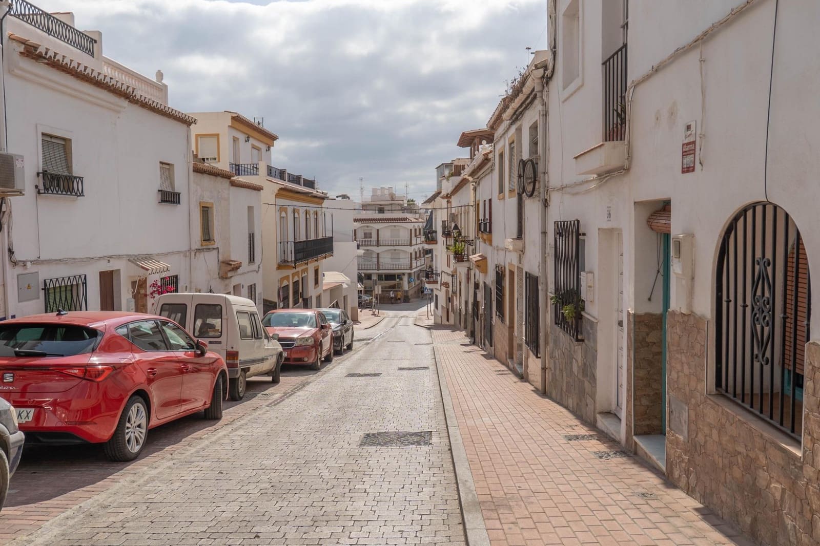 3 bedroom Apartment for sale in Salobrena - € 165,000 (Ref: 9434983)