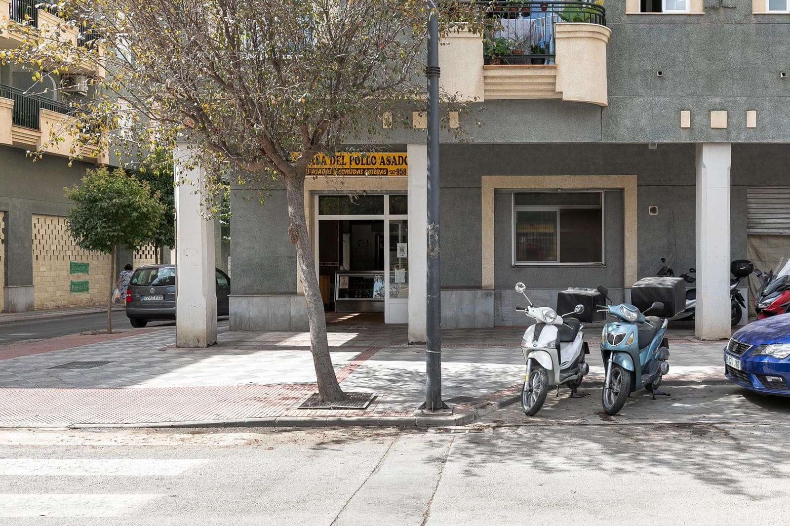 Local Comercial en Atarfe en venta - 100.000 € (Ref: 9434987)