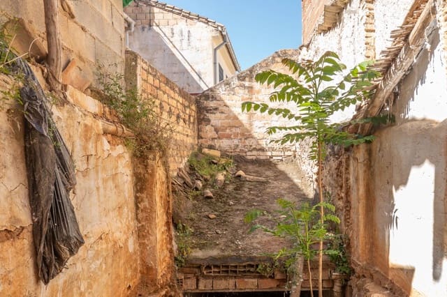 2 soveværelse Byhus til salg i La Zubia - € 42.000 (Ref: 9436187)