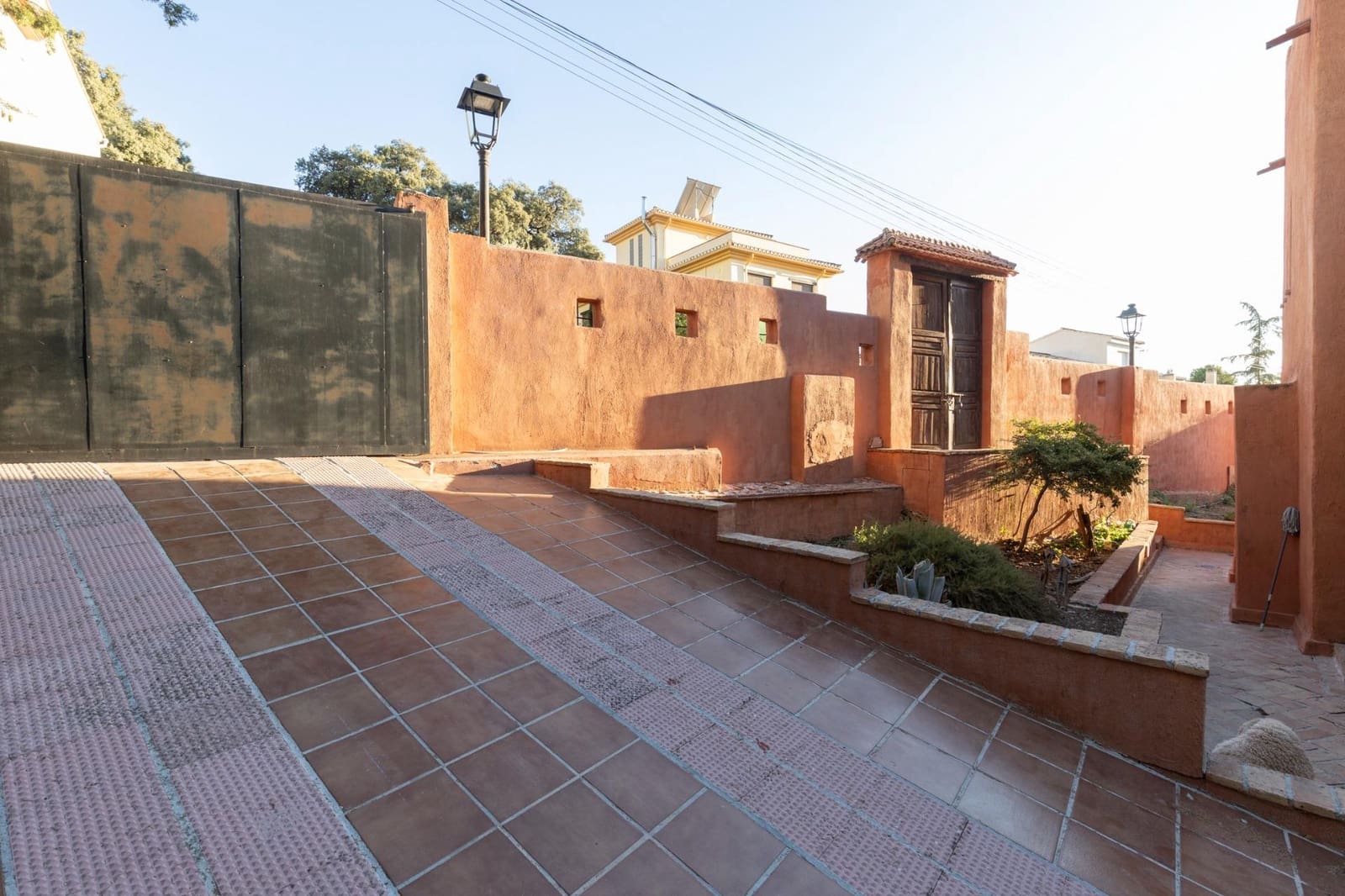 4 chambre Finca/Maison de Campagne à vendre à Alfacar avec piscine garage - 360 000 € (Ref: 9436188)