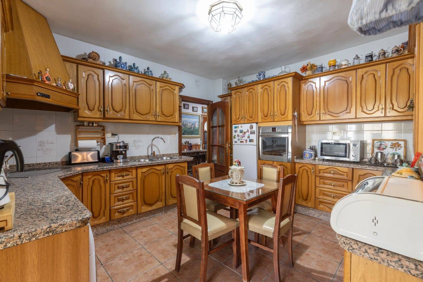 6 soveværelse Finca/Landehus til salg i Alfacar med swimmingpool garage - € 790.000 (Ref: 9436190)