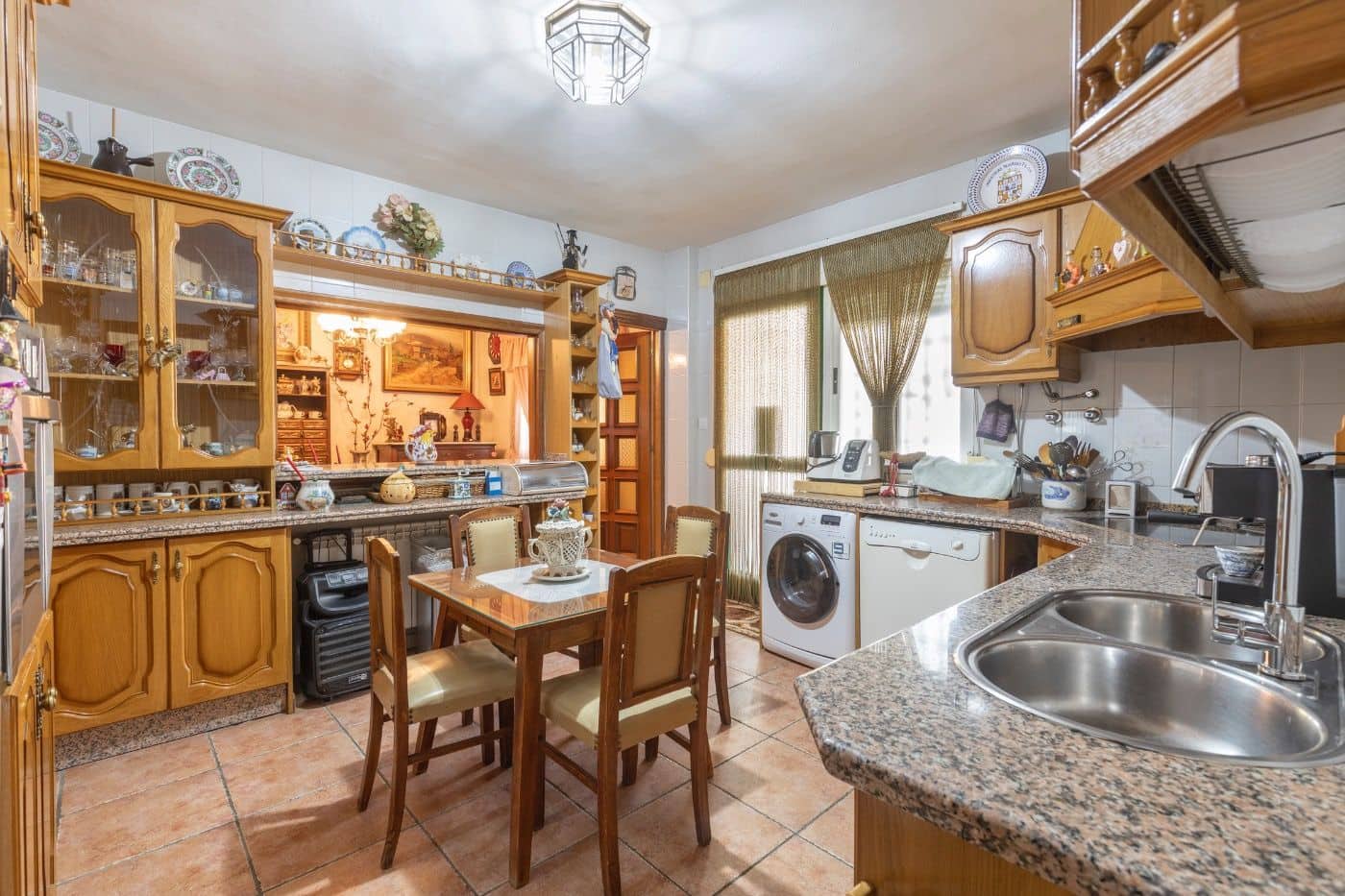 6 soveværelse Finca/Landehus til salg i Alfacar med swimmingpool garage - € 790.000 (Ref: 9436190)