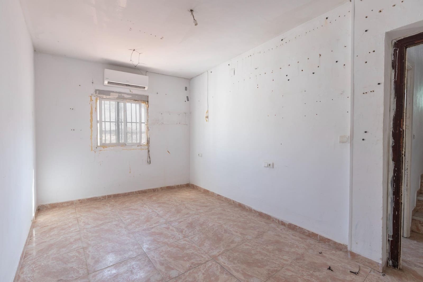 2 chambre Maison de Ville à vendre à Pinos Puente - 35 000 € (Ref: 9436191)