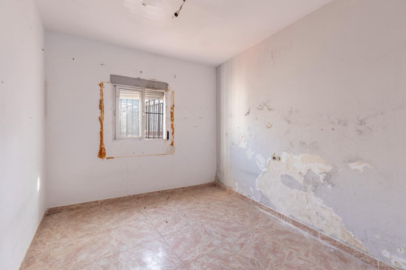 2 chambre Maison de Ville à vendre à Pinos Puente - 35 000 € (Ref: 9436191)