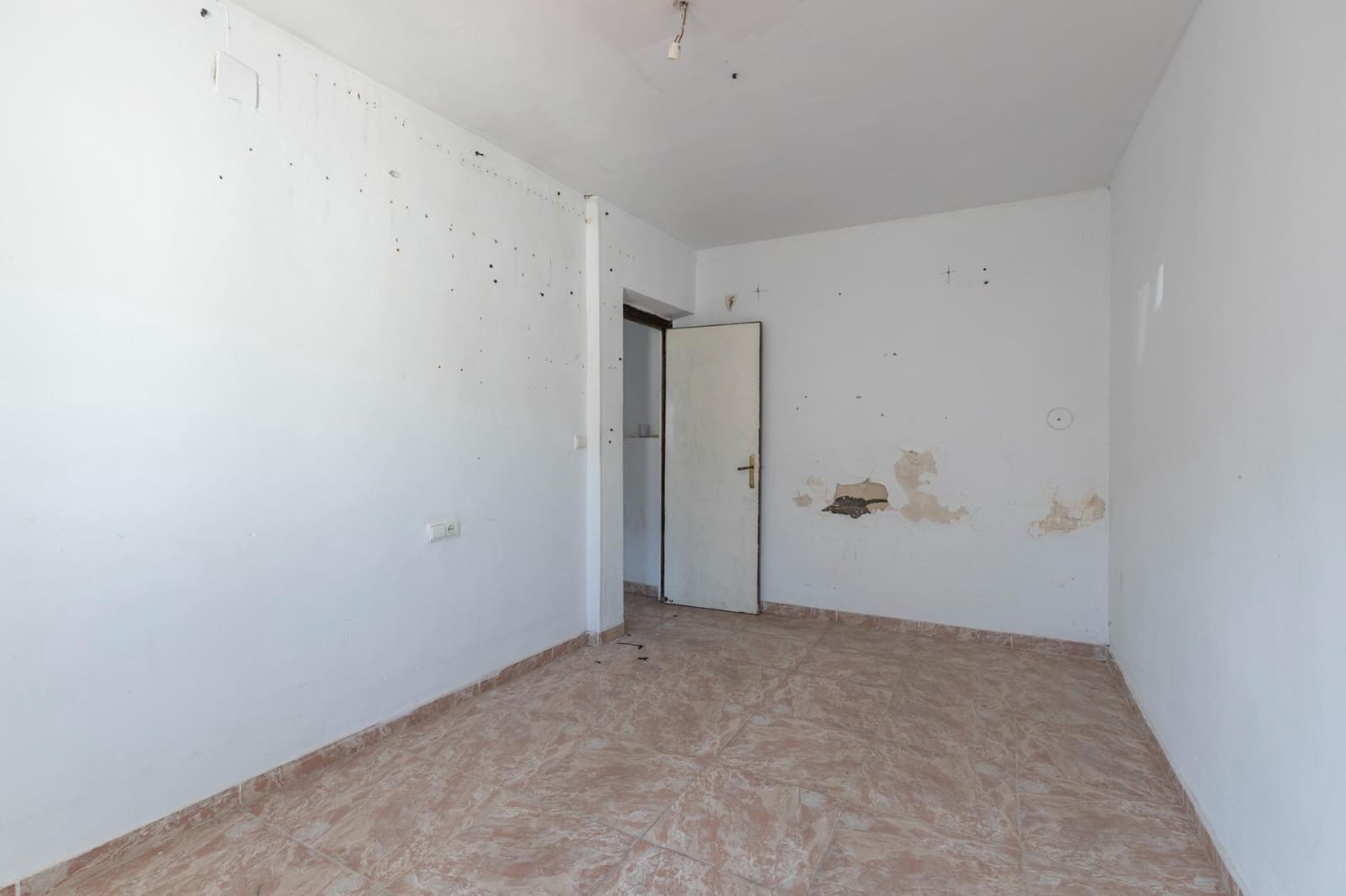 2 chambre Maison de Ville à vendre à Pinos Puente - 35 000 € (Ref: 9436191)