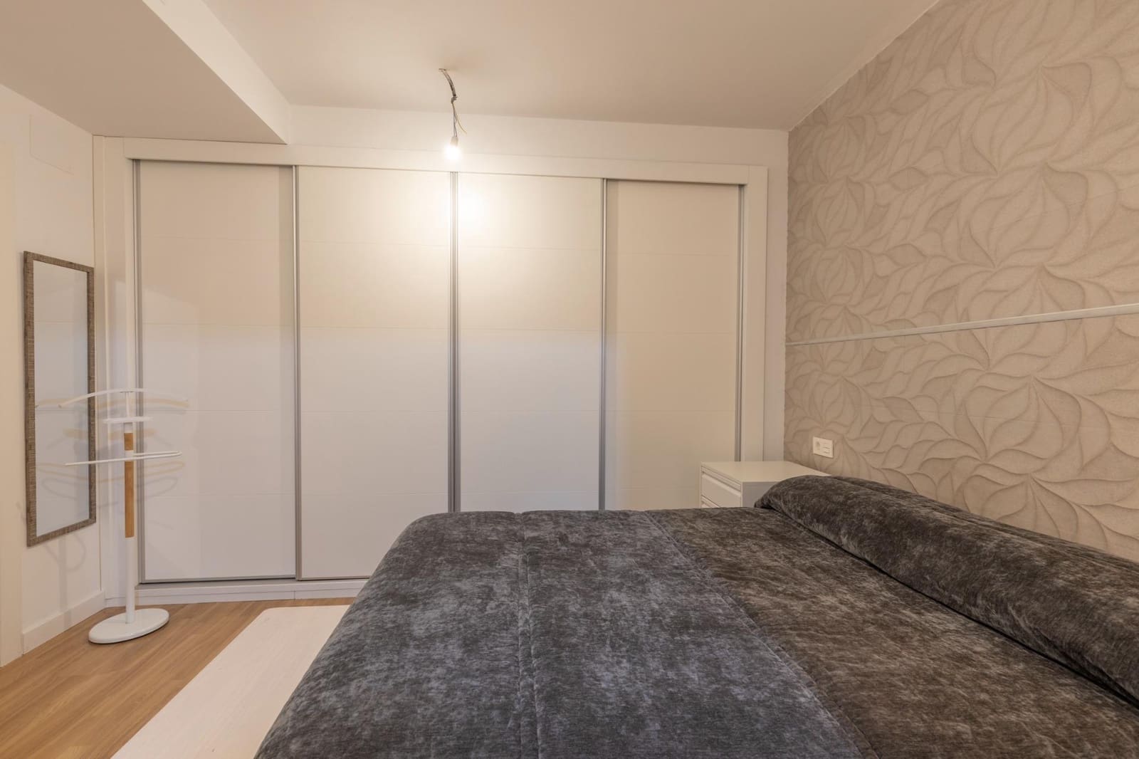 2 bedroom Apartment for sale in Churriana de la Vega with pool garage - € 200,000 (Ref: 9436192)