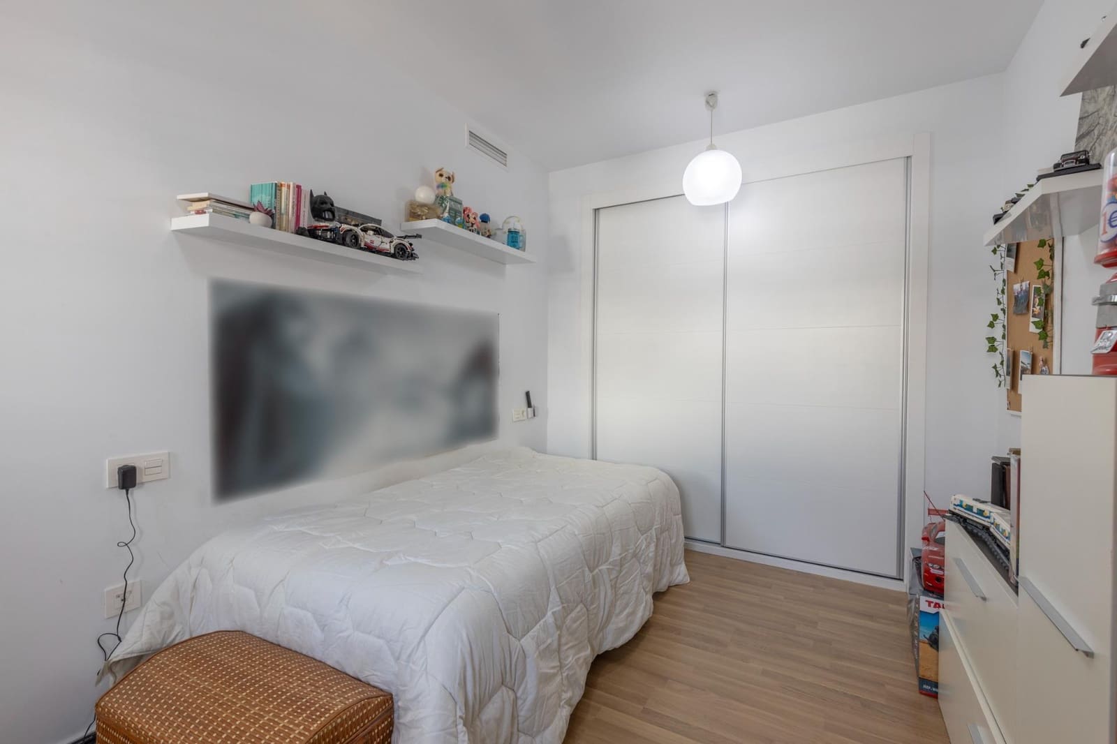 2 bedroom Apartment for sale in Churriana de la Vega with pool garage - € 200,000 (Ref: 9436192)