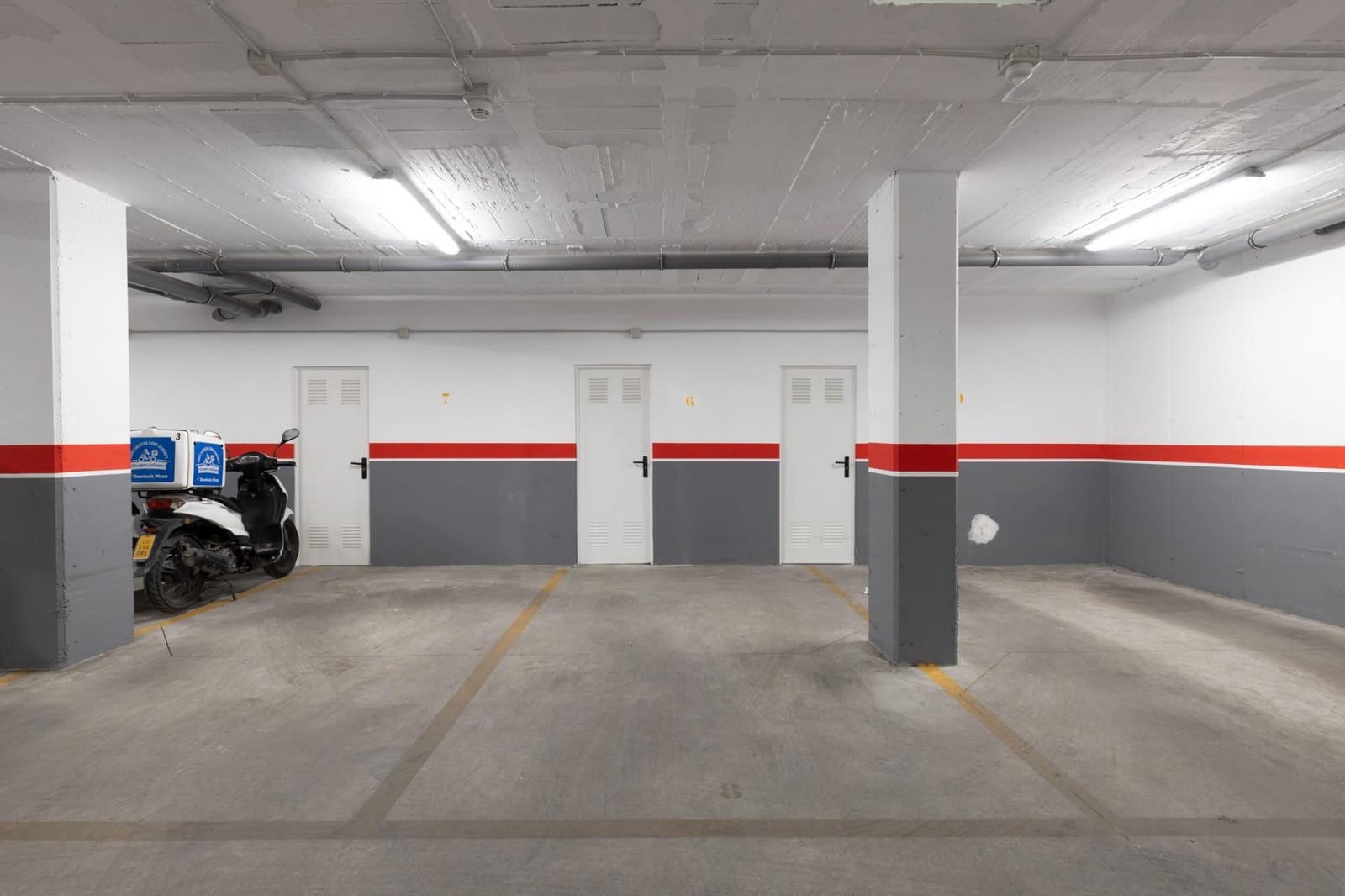 2 bedroom Apartment for sale in Churriana de la Vega with pool garage - € 200,000 (Ref: 9436192)