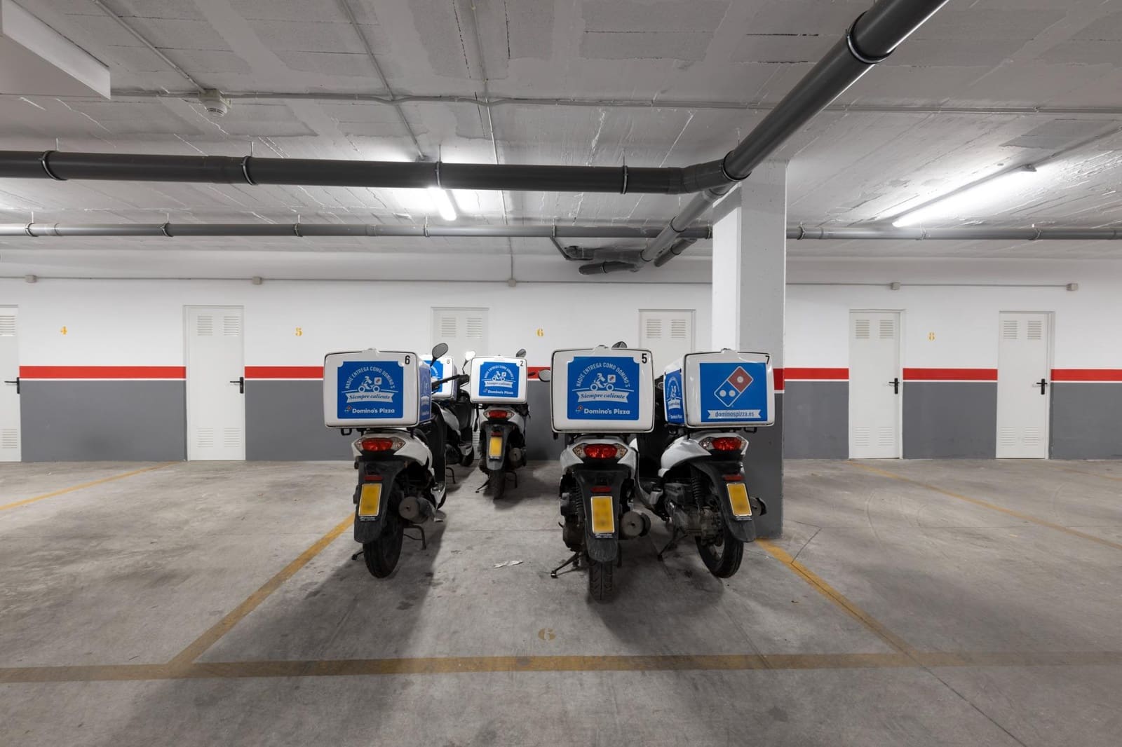 2 bedroom Apartment for sale in Churriana de la Vega with pool garage - € 200,000 (Ref: 9436192)