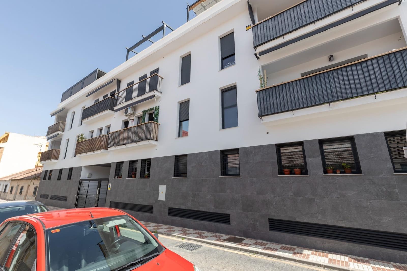 2 bedroom Apartment for sale in Churriana de la Vega with pool garage - € 200,000 (Ref: 9436192)