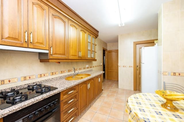 4 soveværelse Byhus til salg i Benalúa de las Villas med garage - € 107.000 (Ref: 9436193)