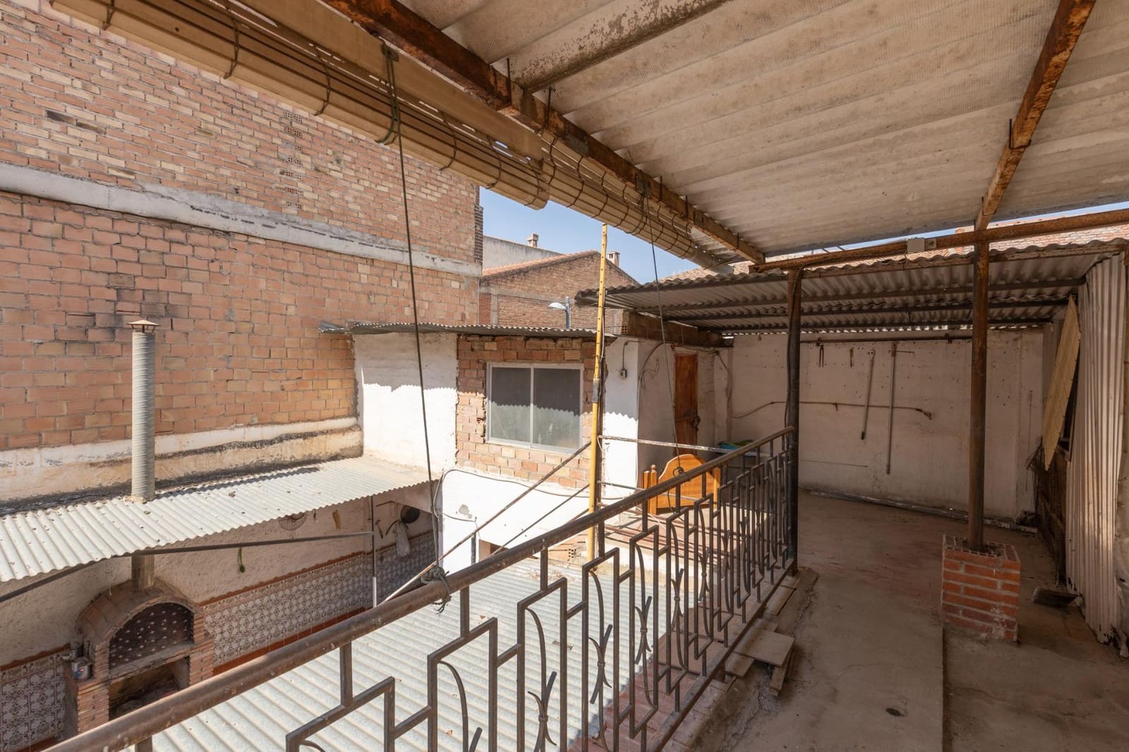 4 bedroom Townhouse for sale in Armilla - € 250,000 (Ref: 9436194)