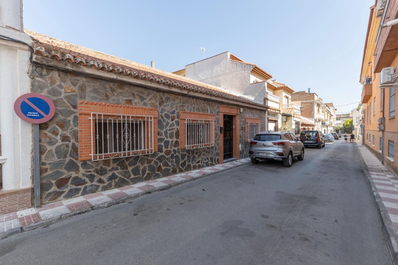 4 bedroom Townhouse for sale in Armilla - € 250,000 (Ref: 9436194)