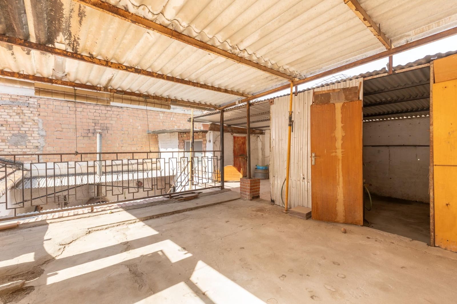 4 bedroom Townhouse for sale in Armilla - € 250,000 (Ref: 9436194)