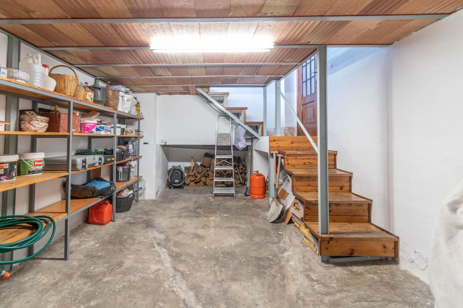 5 chambre Villa/Maison Semi-Mitoyenne à vendre à Jun avec garage - 270 000 € (Ref: 9436196)