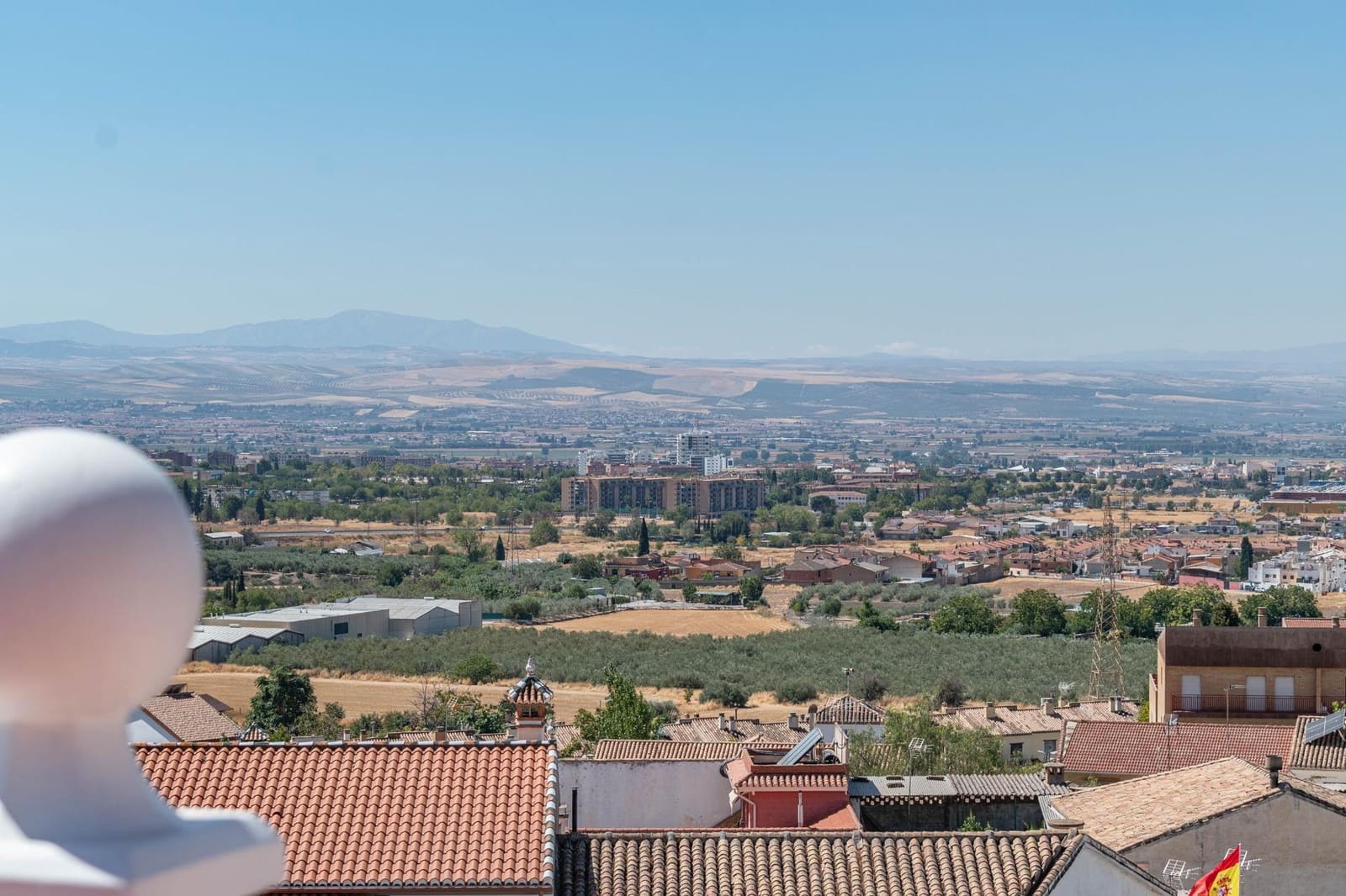 5 chambre Villa/Maison Semi-Mitoyenne à vendre à Jun avec garage - 270 000 € (Ref: 9436196)