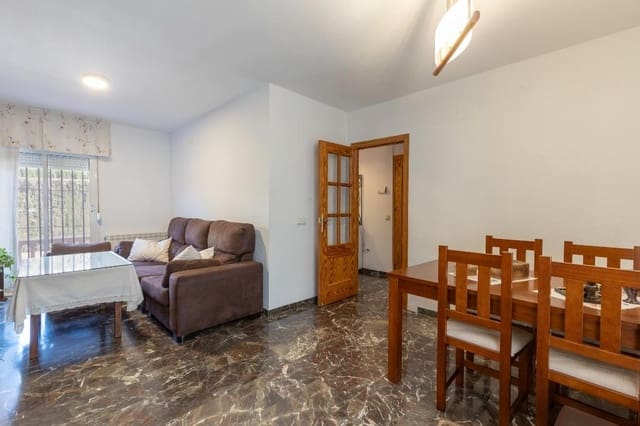 6 soveværelse Semi-Rækkehus til salg i Huétor Vega med swimmingpool garage - € 320.000 (Ref: 9436197)