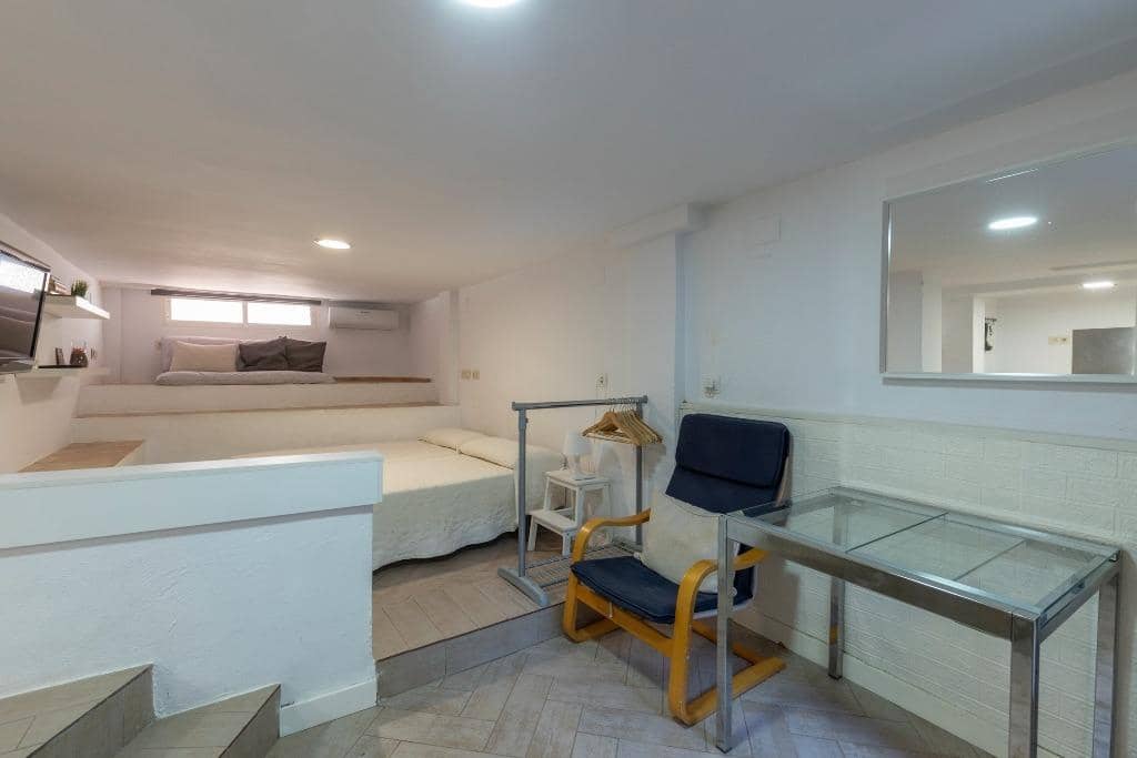 6 bedroom Semi-detached Villa for sale in Huetor Vega with pool garage - € 320,000 (Ref: 9436197)