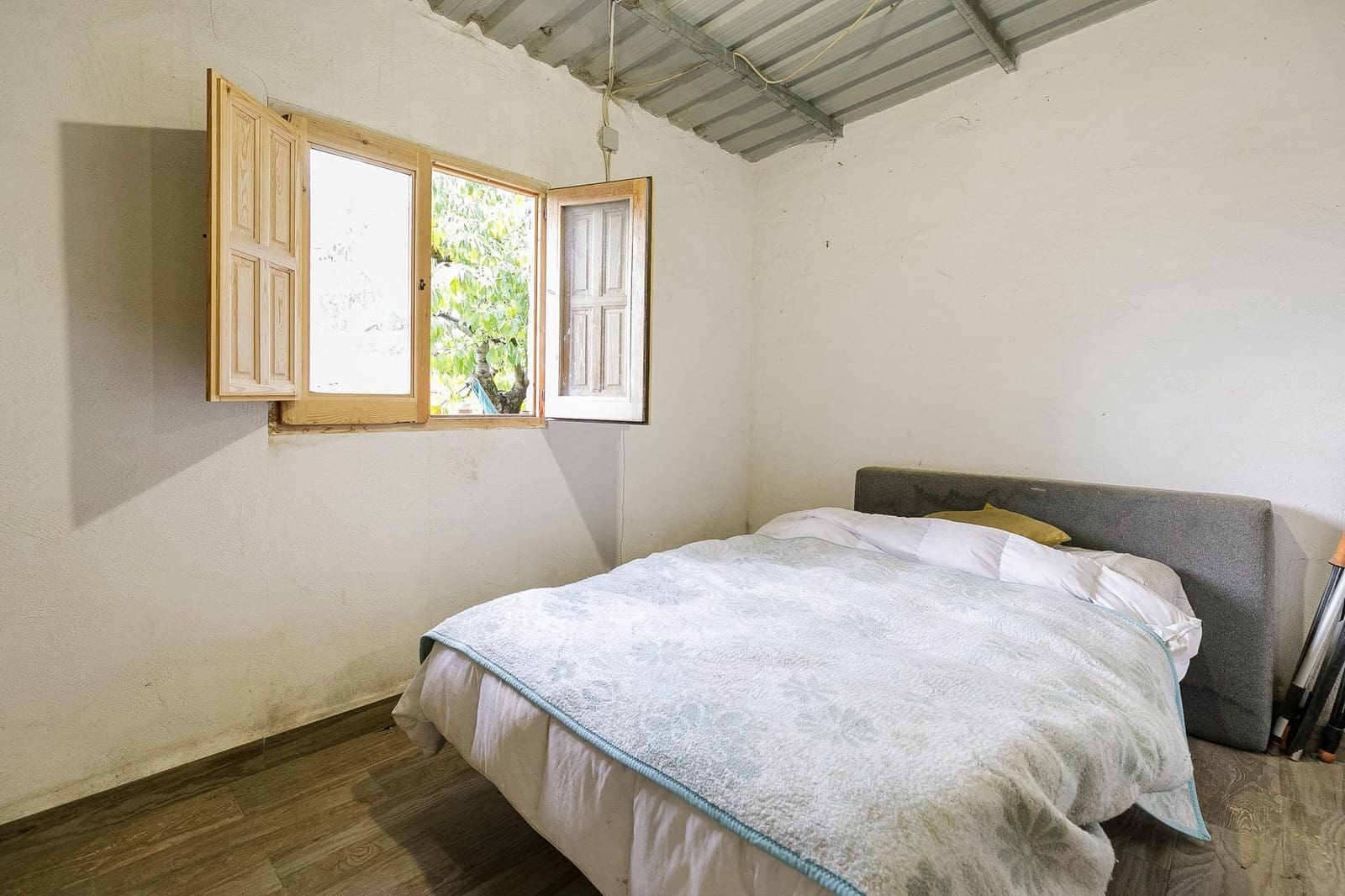 Grunde uden byggetilladelser til salg i Guejar Sierra - € 199.900 (Ref: 9437761)