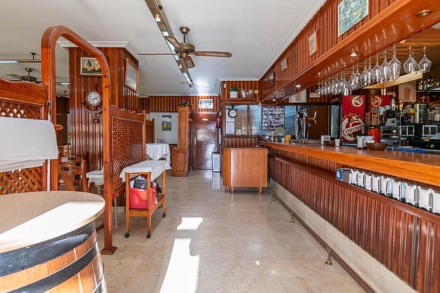 Erhverv til salg i Almuñécar - € 469.000 (Ref: 9437762)