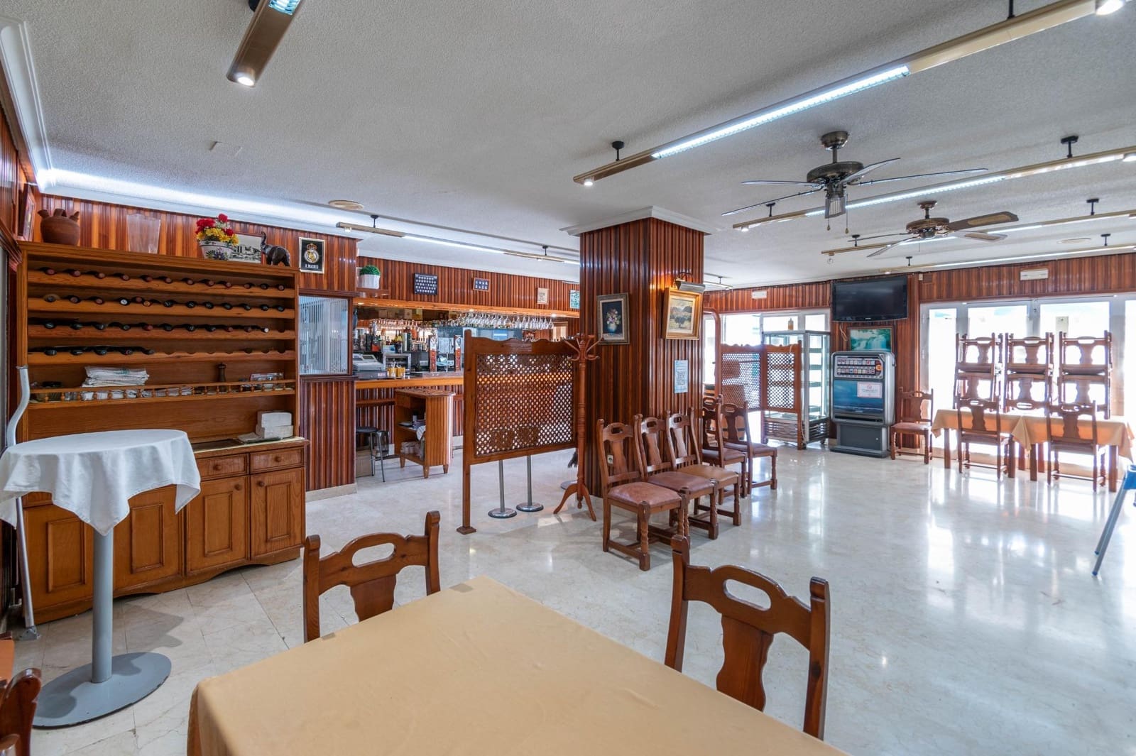 Komercyjne na sprzedaż w Almunecar - 469 000 € (Ref: 9437762)