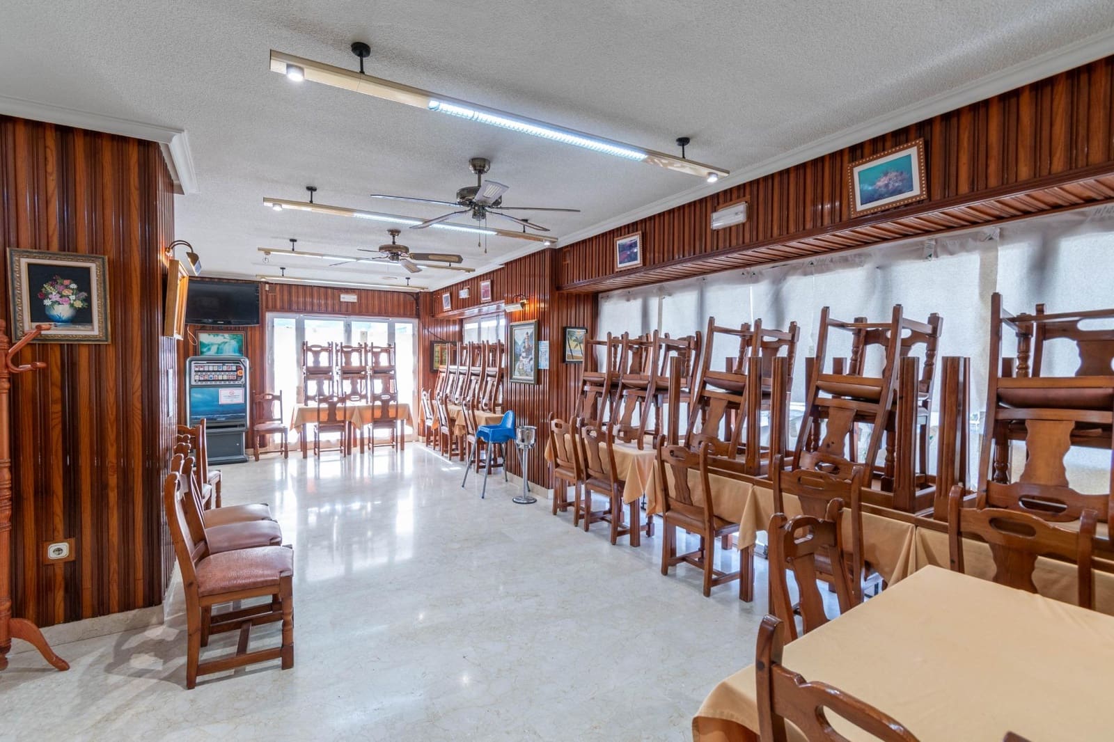 Komercyjne na sprzedaż w Almunecar - 469 000 € (Ref: 9437762)