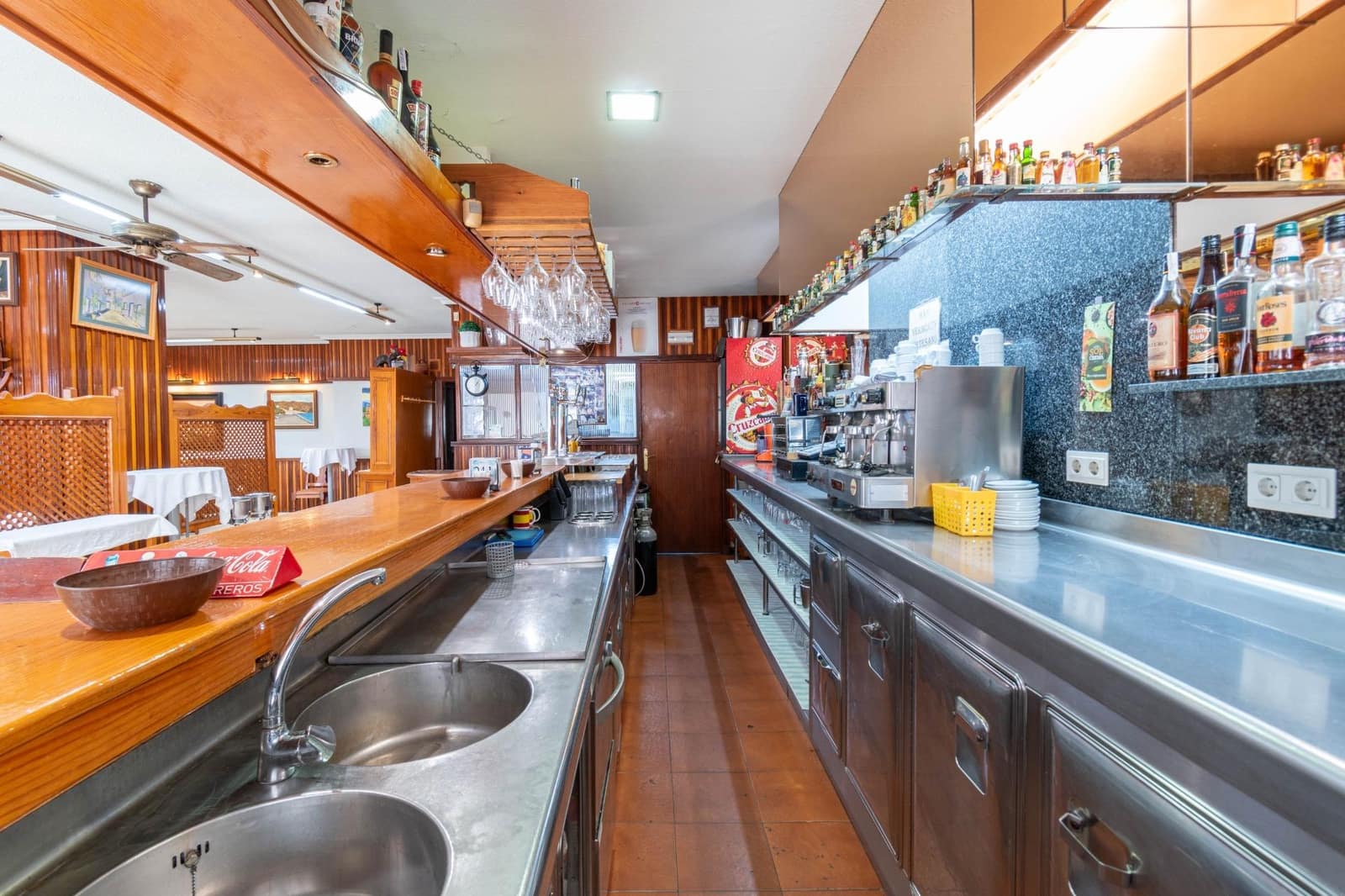 Komercyjne na sprzedaż w Almunecar - 469 000 € (Ref: 9437762)