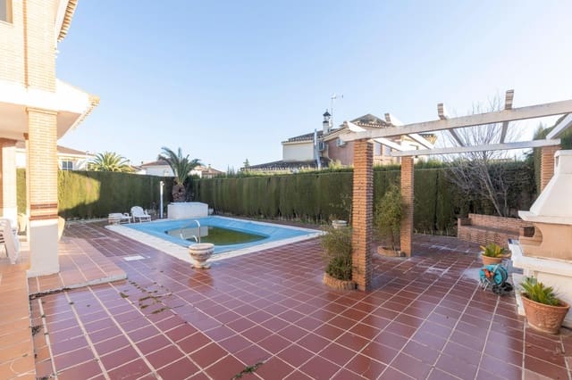 4 soveværelse Villa til salg i Albolote med swimmingpool garage - € 325.000 (Ref: 9437767)