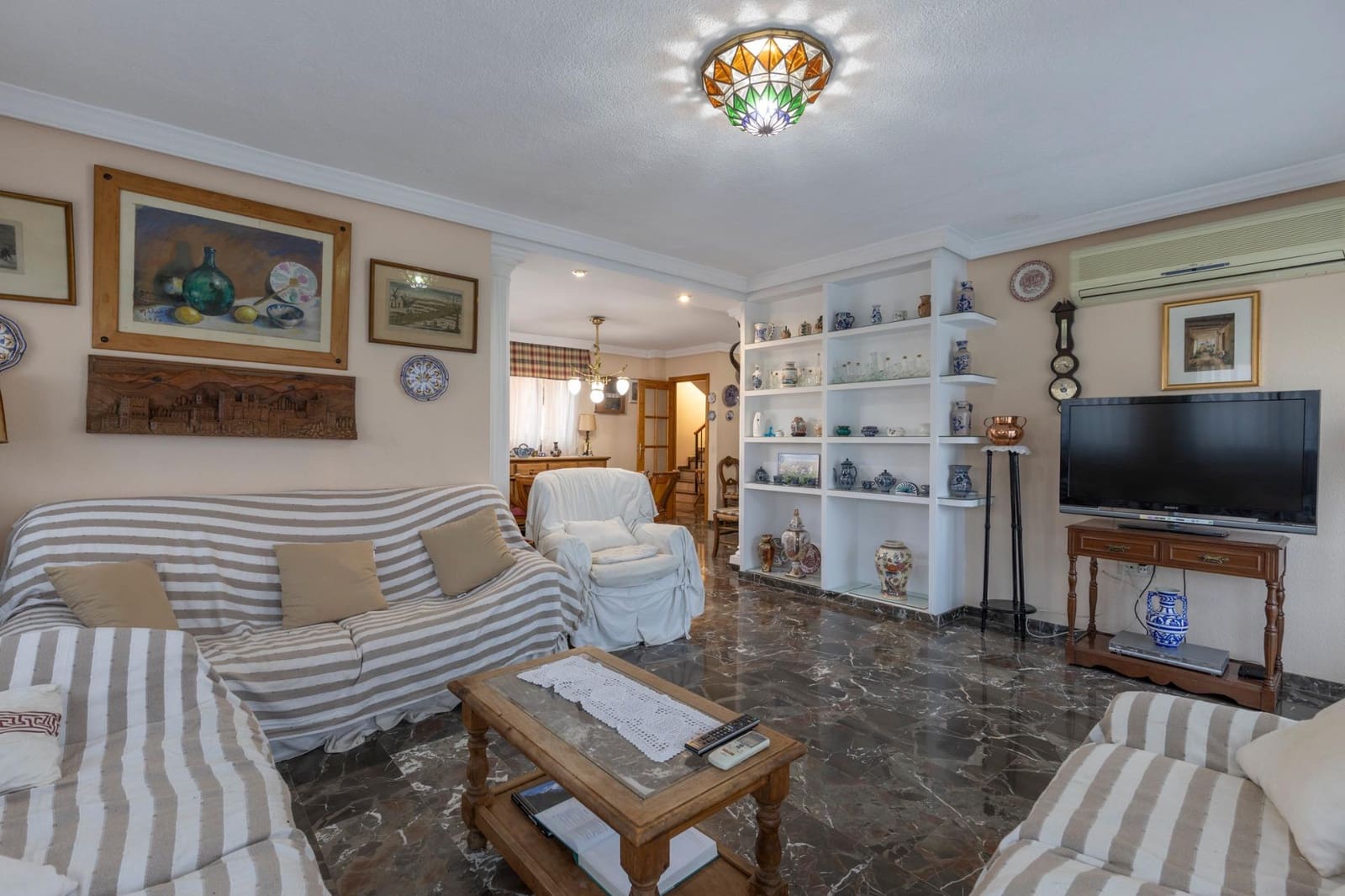 4 soveværelse Villa til salg i Albolote med swimmingpool garage - € 325.000 (Ref: 9437767)