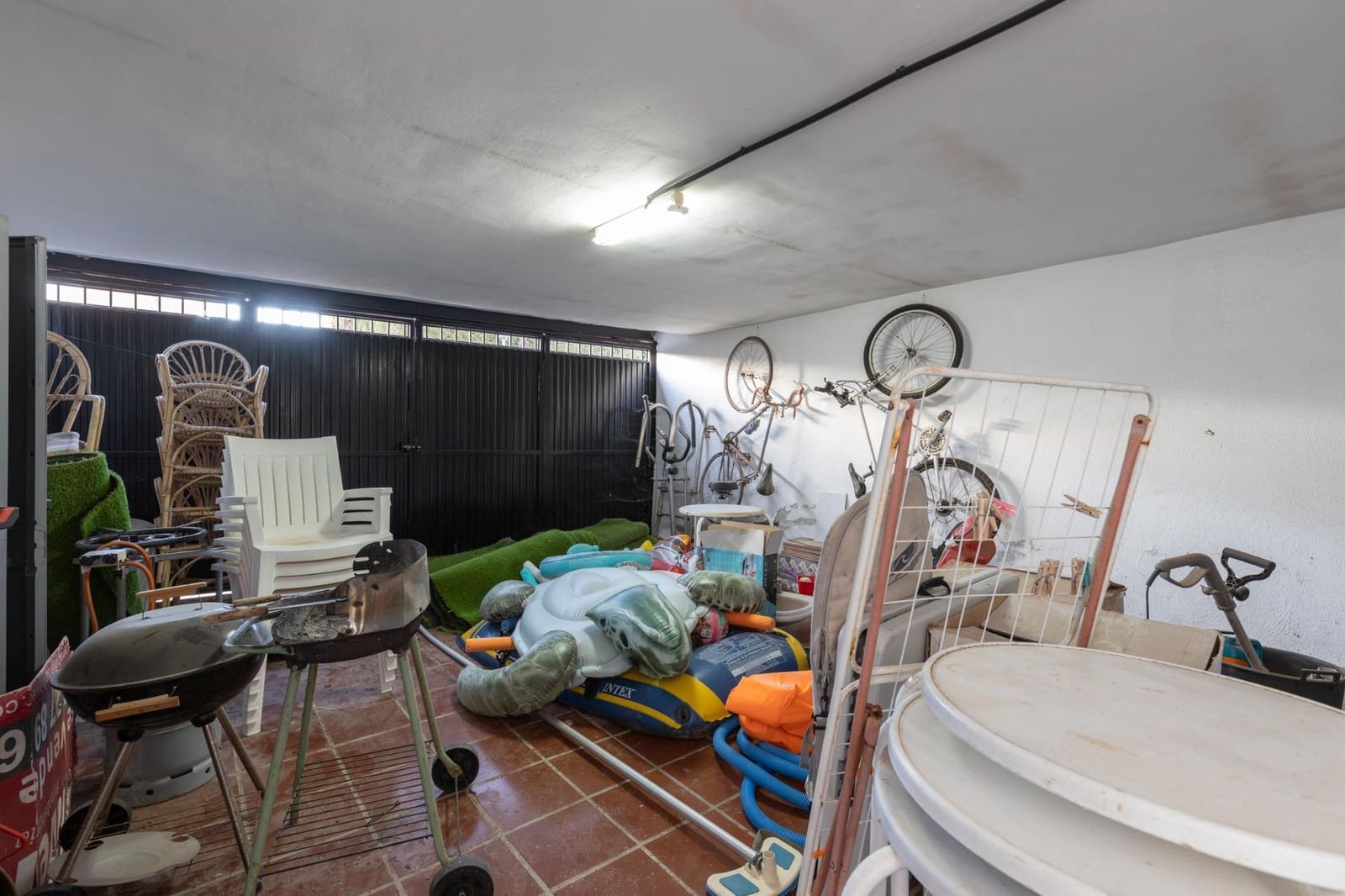 4 soveværelse Villa til salg i Albolote med swimmingpool garage - € 325.000 (Ref: 9437767)