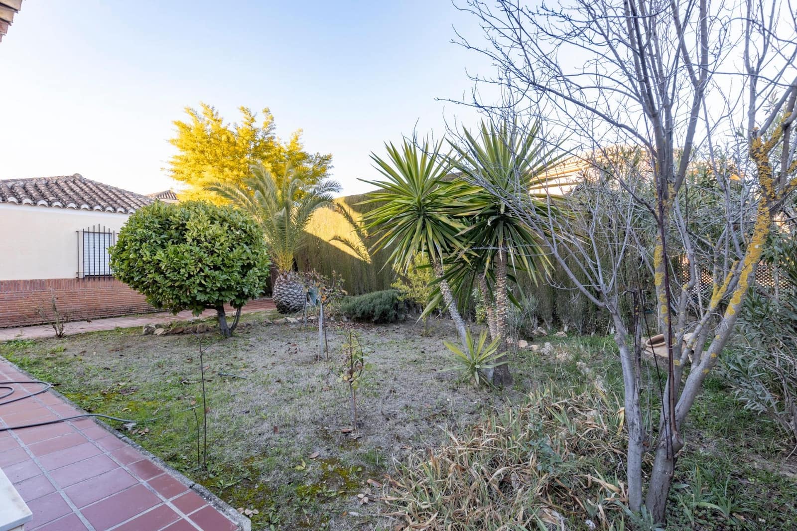 4 soveværelse Villa til salg i Albolote med swimmingpool garage - € 325.000 (Ref: 9437767)