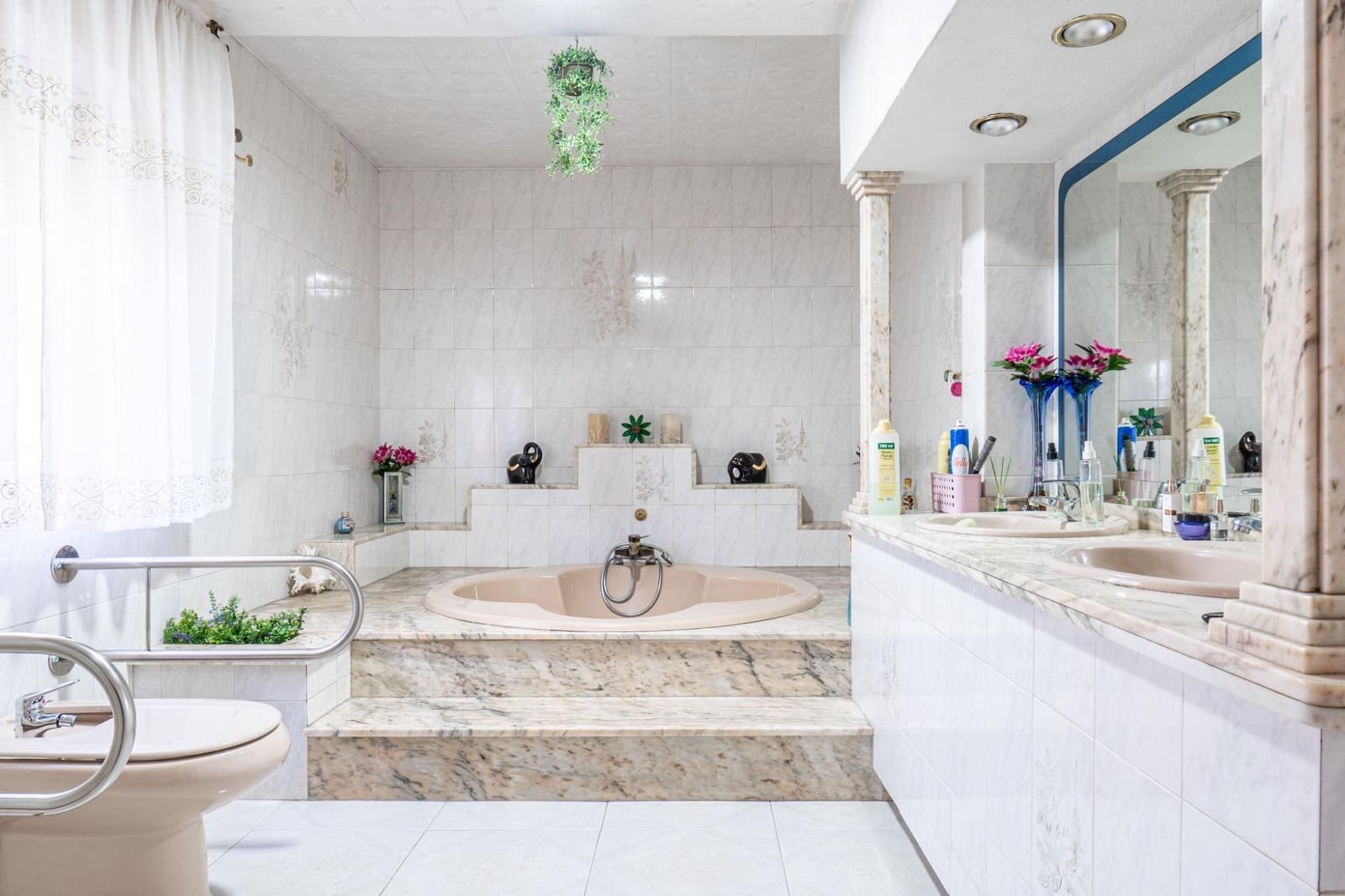 4 soverom Bedrift til salgs i Alhendin med svømmebasseng garasje - € 990 000 (Ref: 9437771)