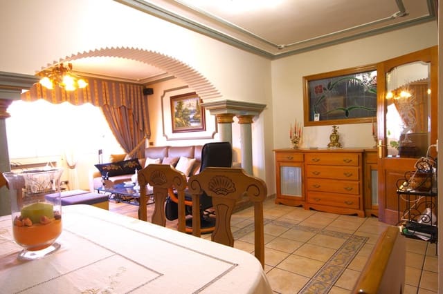 6 Zimmer Reihenhaus zu verkaufen in Pozo Alcón mit Pool Garage - 189.900 € (Ref: 9437772)