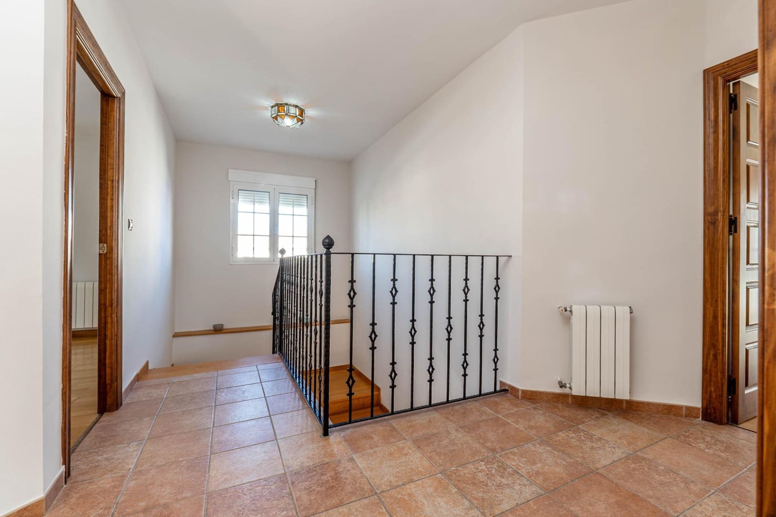 5 soveværelse Villa til salg i Santa Fe med swimmingpool garage - € 490.000 (Ref: 9437774)