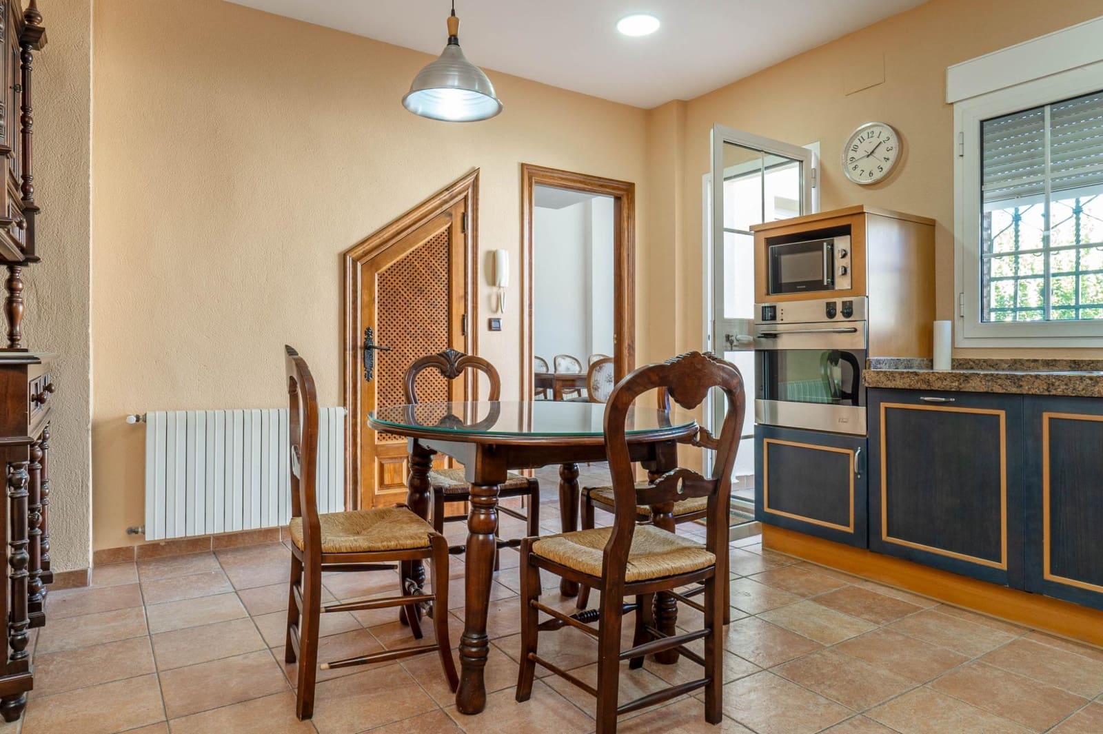 5 soveværelse Villa til salg i Santa Fe med swimmingpool garage - € 490.000 (Ref: 9437774)