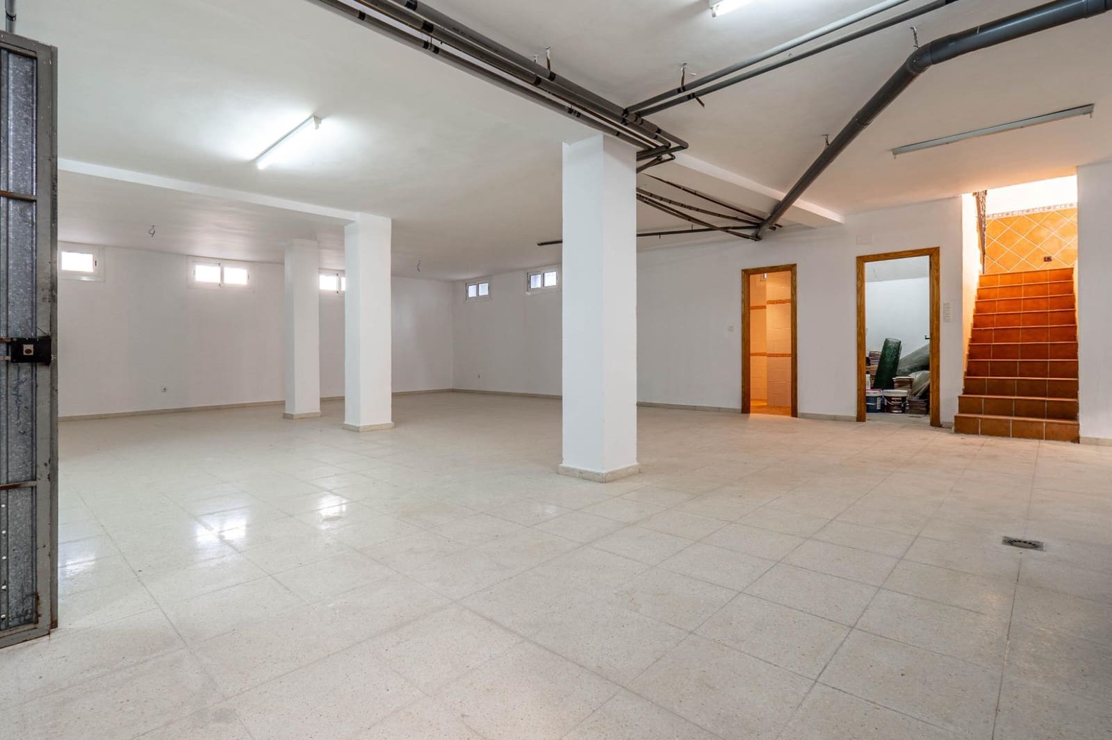 5 soveværelse Villa til salg i Santa Fe med swimmingpool garage - € 490.000 (Ref: 9437774)