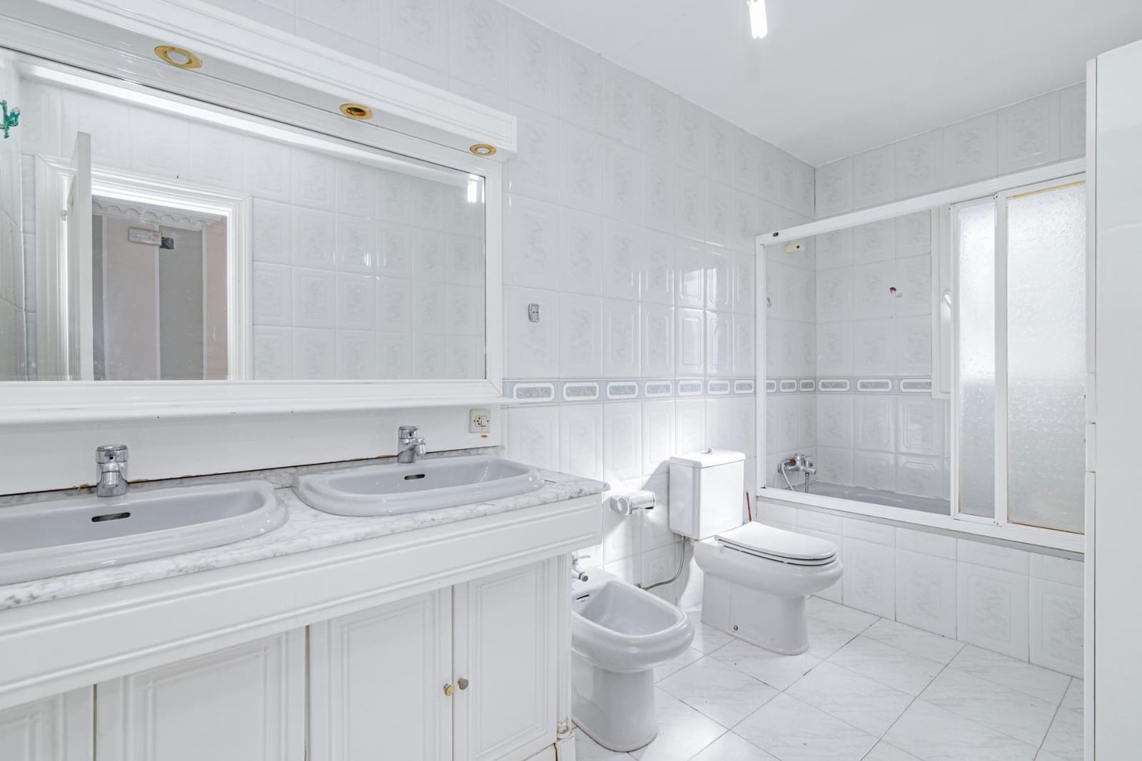 5 soveværelse Villa til salg i Monachil med swimmingpool garage - € 399.000 (Ref: 9437775)