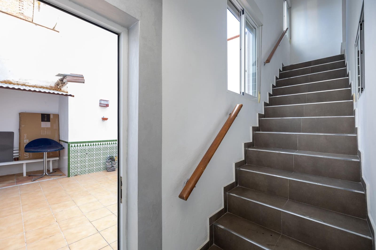 3 slaapkamer Rijtjeshuis te koop in Albolote - € 175.000 (Ref: 9437776)