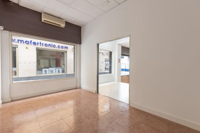 Komercyjne na sprzedaż w Maracena - 105 000 € (Ref: 9437777)