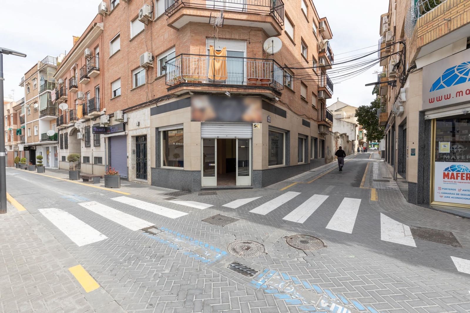 Commercial for sale in Maracena - € 105,000 (Ref: 9437777)