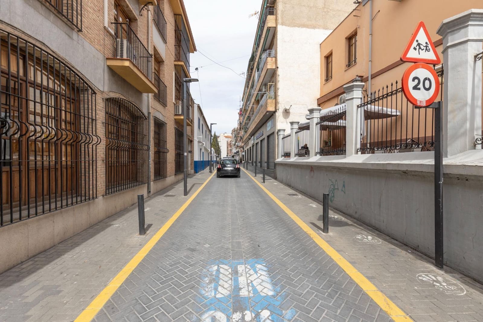 Commercial for sale in Maracena - € 105,000 (Ref: 9437777)