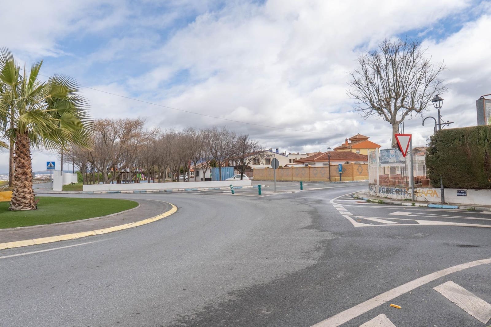 Tontti myytävänä paikassa Ogijares - 94 000 € (Ref: 9437780)